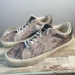 1.  Steve Madden Philosophy NY90 Women’s Leather & Calf Hair Sneakers Size 9